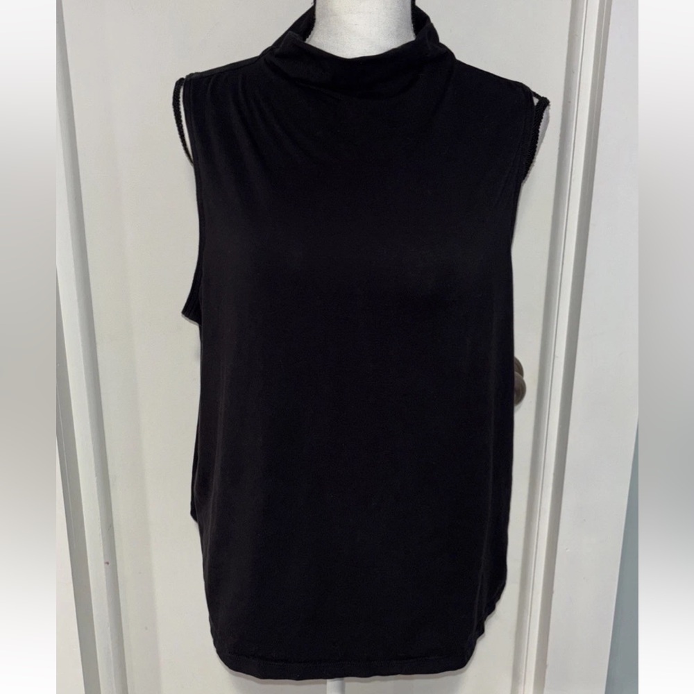 Athleta Women’s Black mock neck Tank Top Size XL